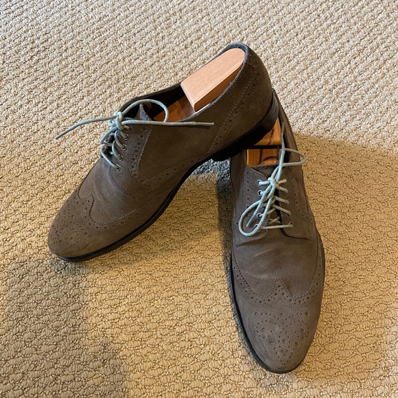 Hugo Boss Men’s Grey Suede Wingtips US Size 10 - Picture 2 of 10